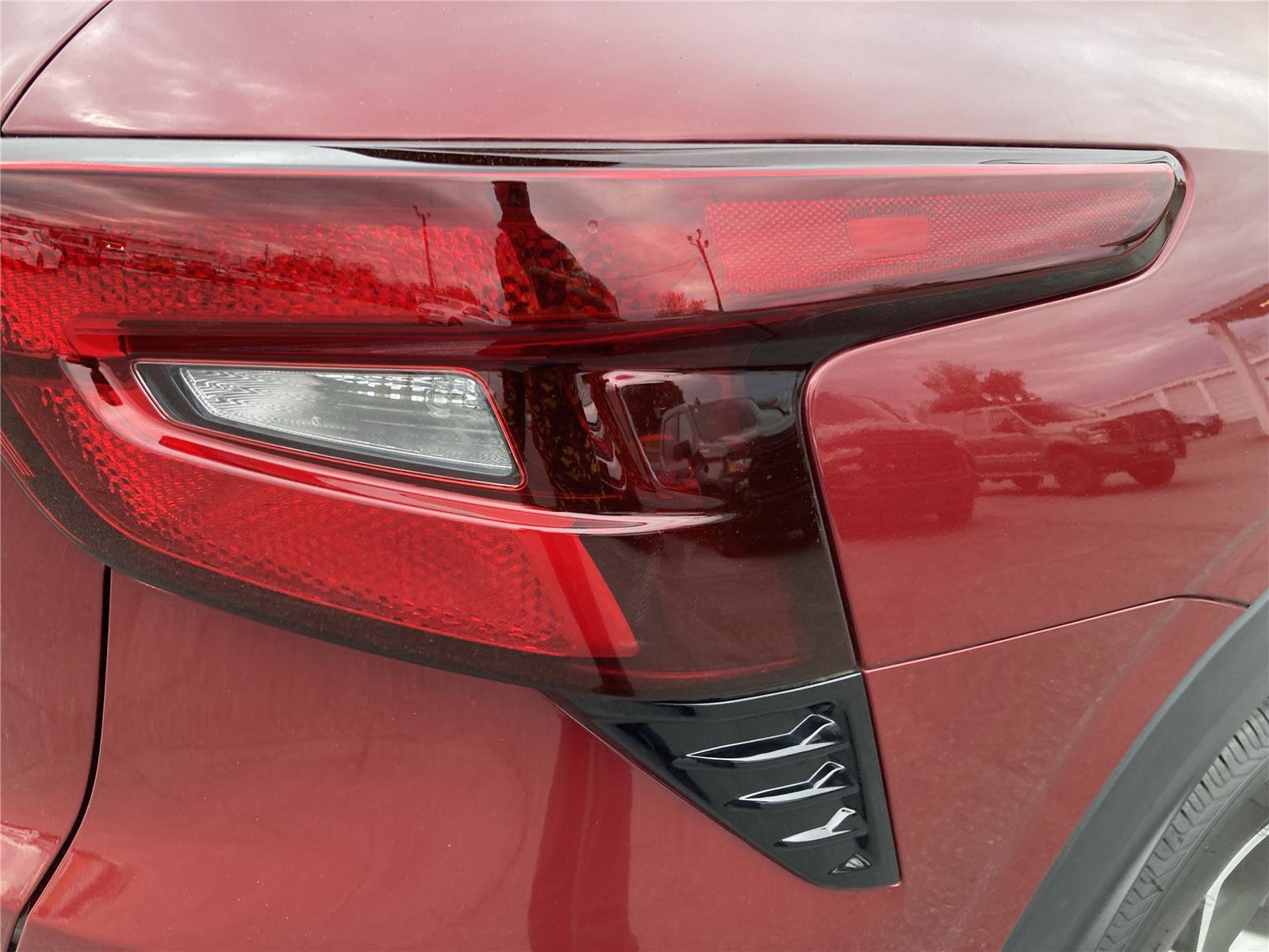 Used 2024 Chevrolet Trax LT w/ Driver Confidence Package image 11