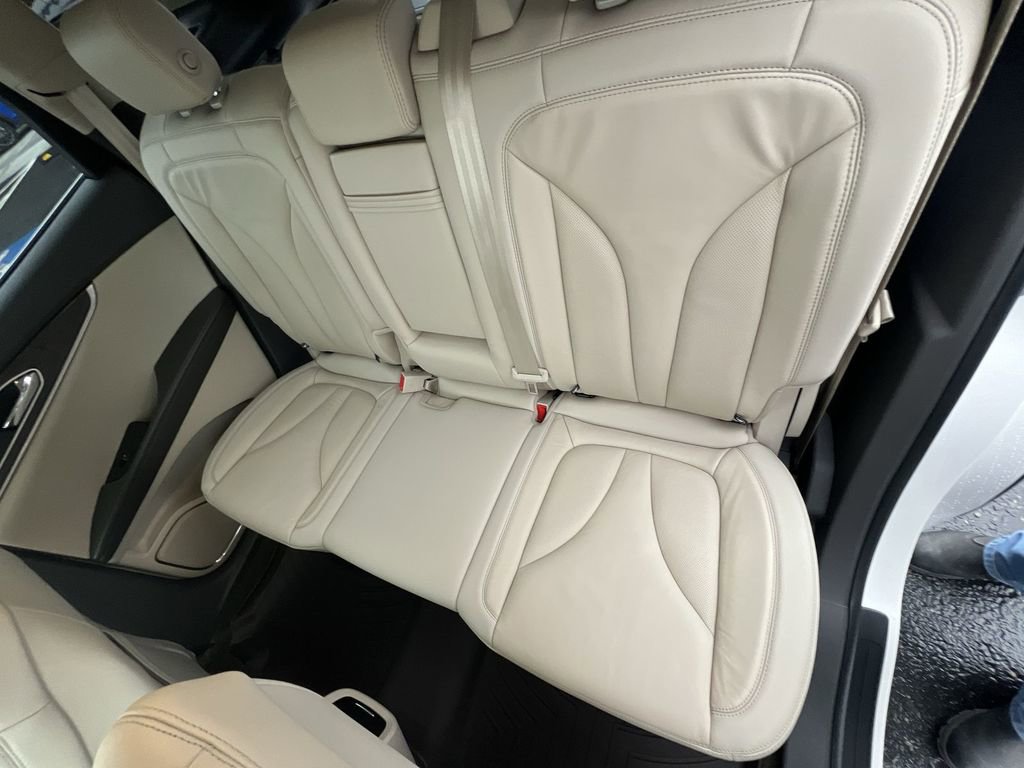 Used 2018 Lincoln MKX Select w/ Select Plus Package image 24