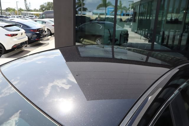 Used 2022 MAZDA MAZDA3 s FWD image 11
