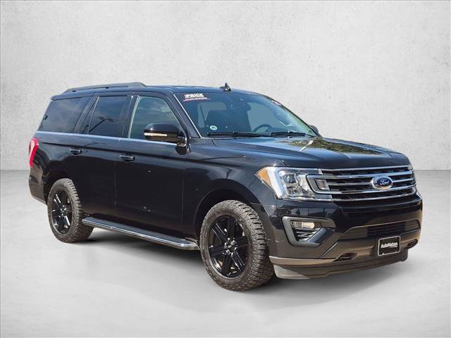 Used 2020 Ford Expedition XLT w/ Equipment Group 202A AWD/4WD image 3