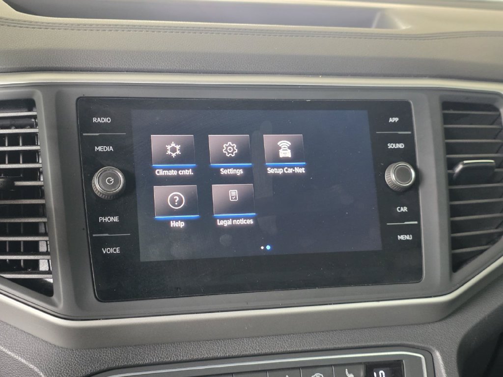 Used 2021 Volkswagen Atlas Cross Sport SE w/ Panoramic Sunroof Package FWD image 18