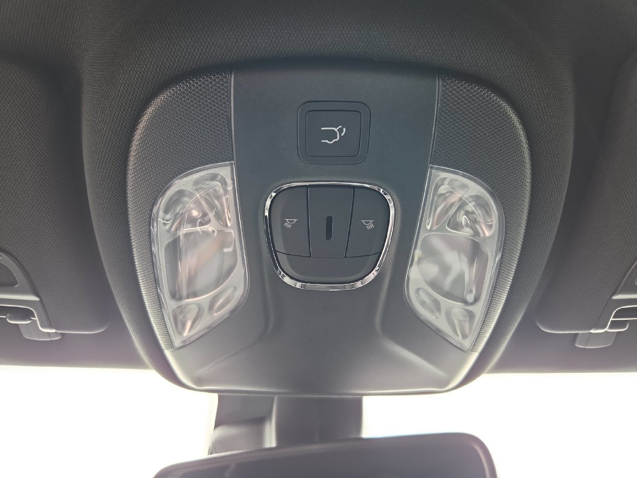 New 2026 Jeep Compass Latitude AWD/4WD image 22
