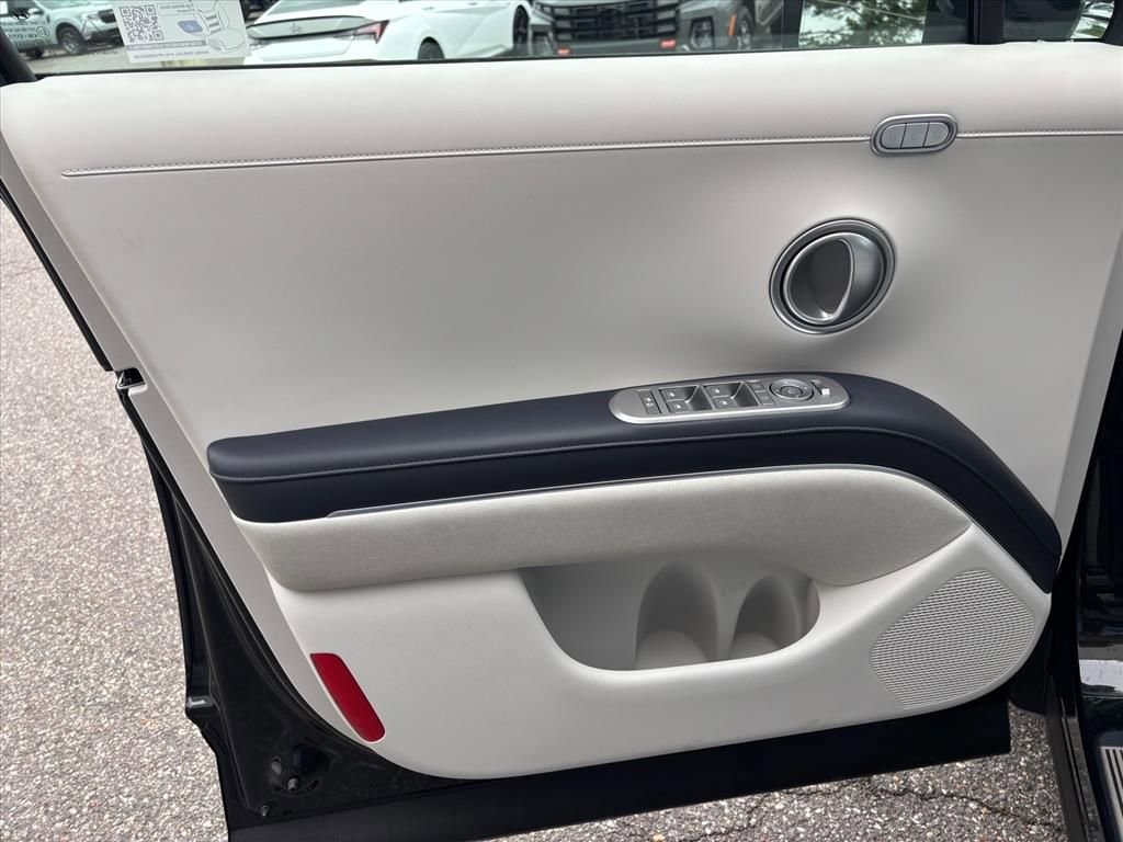 Used 2026 Hyundai Palisade Calligraphy AWD/4WD image 9