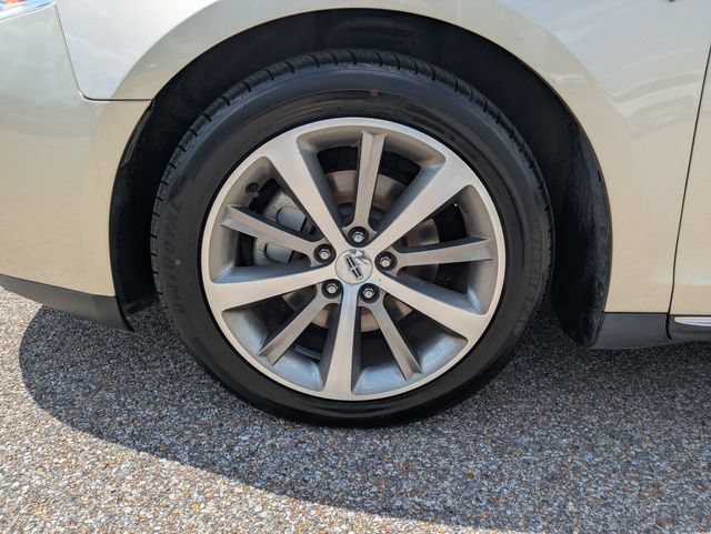 Used 2011 Lincoln MKS w/ 101A Rapid Spec Order Code FWD image 12