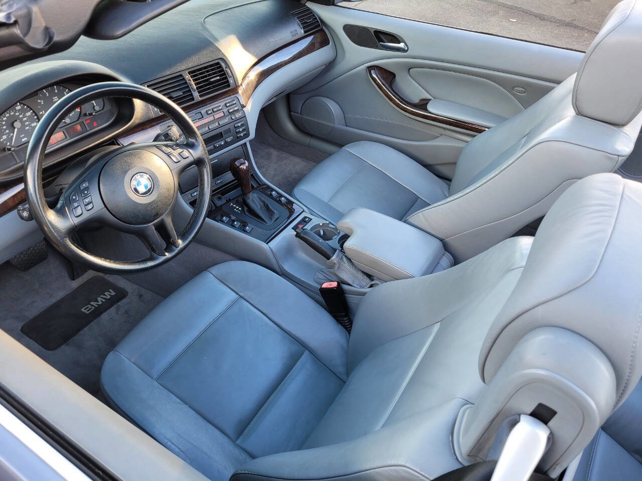 Used 2001 BMW 325Ci Convertible image 4