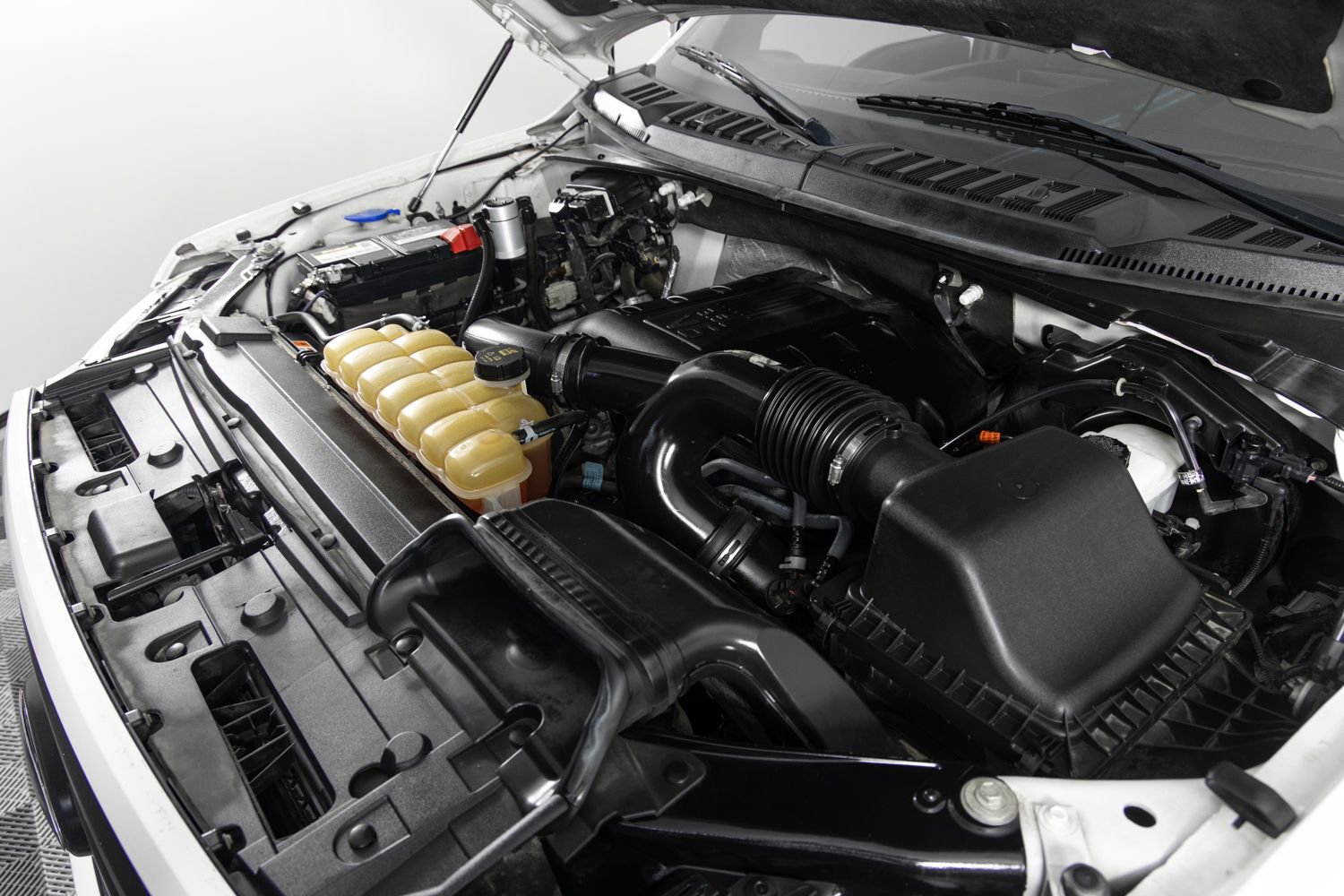 Used 2015 Ford F150 XLT w/ Equipment Group 302A Luxury image 41