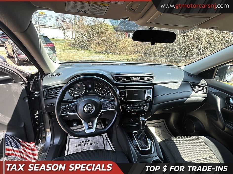 Used 2018 Nissan Rogue SV image 22