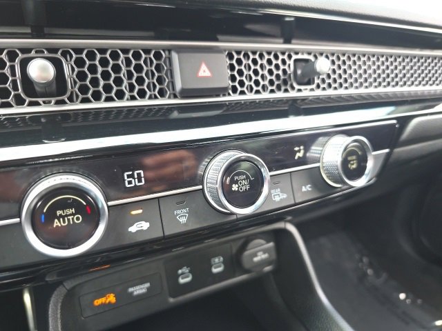 Used 2025 Honda Civic Sport image 24