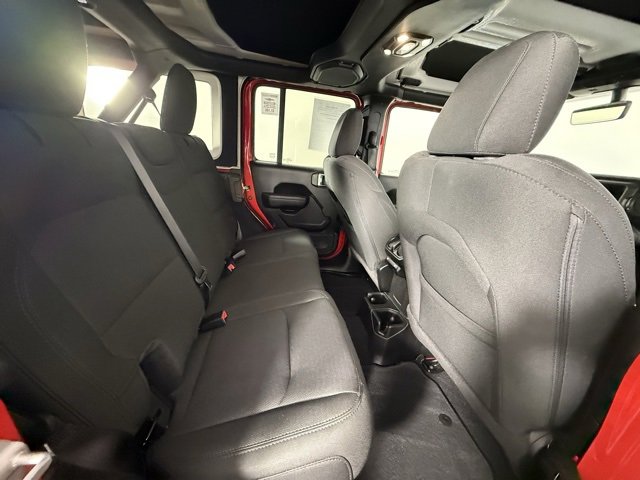 Used 2022 Jeep Wrangler Unlimited Sport image 15
