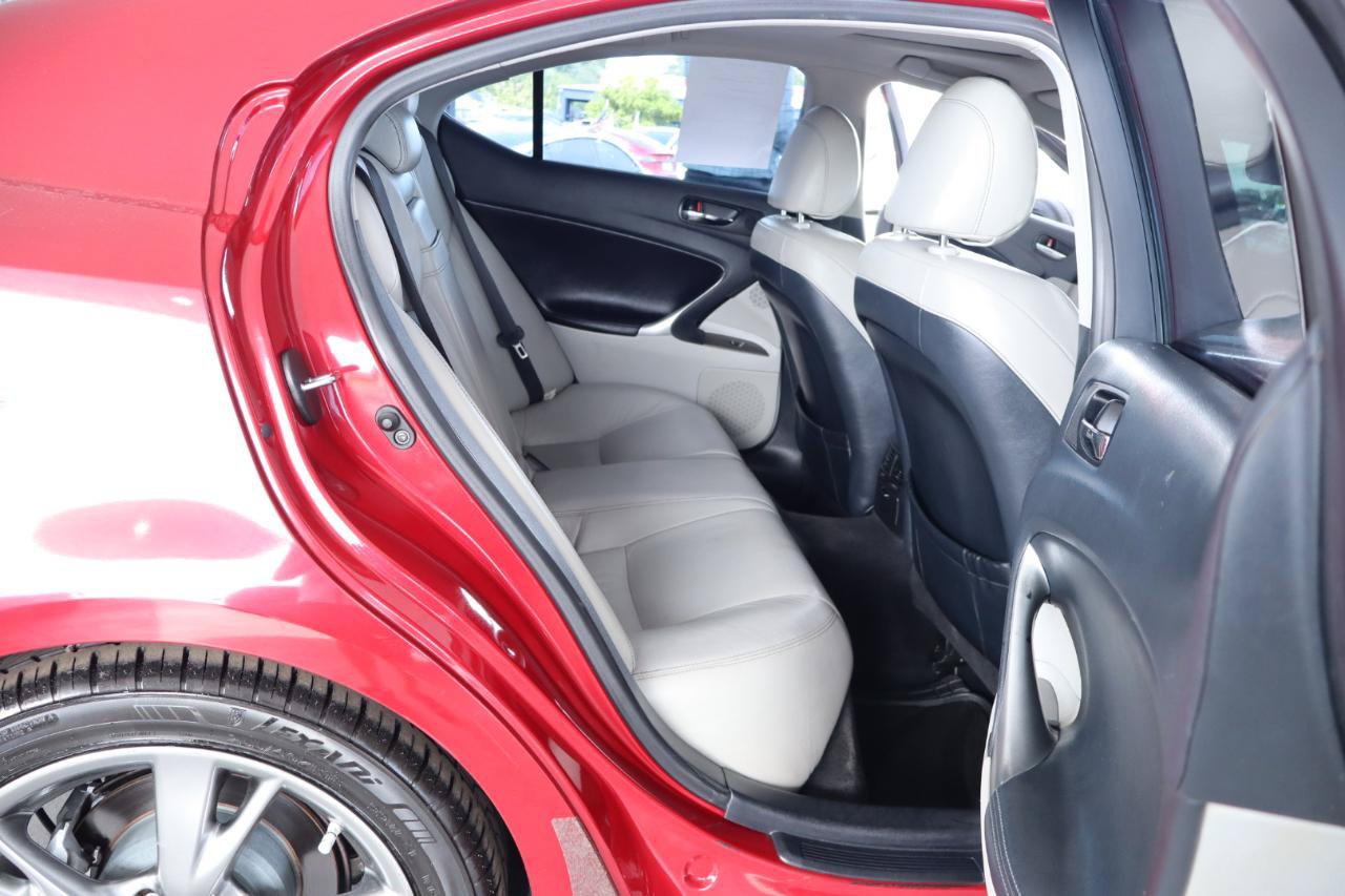 Used 2010 Lexus IS 250 RWD image 30