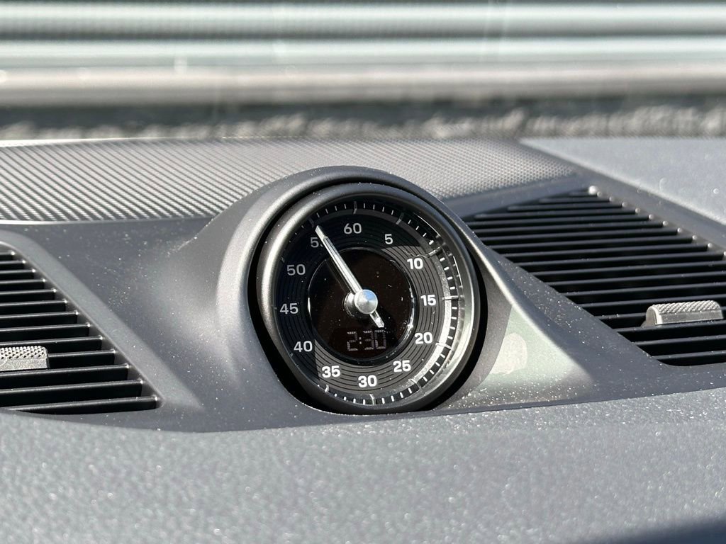 Certified 2026 Porsche Cayenne E-Hybrid image 32