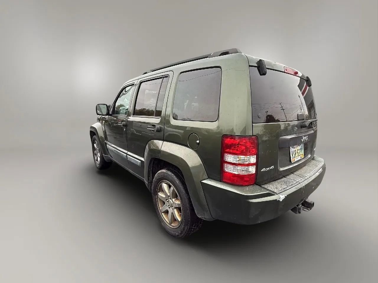 Used 2008 Jeep Liberty Sport w/ Popular Equipment Group image 3