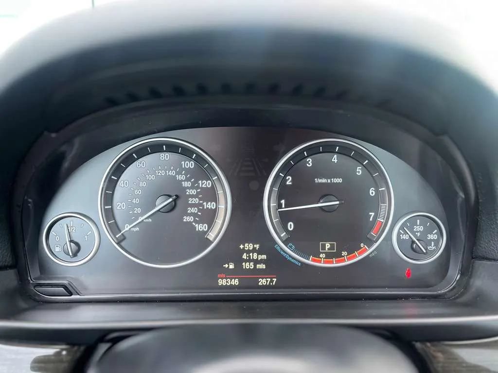 Used 2012 BMW 528i xDrive Sedan AWD/4WD image 17