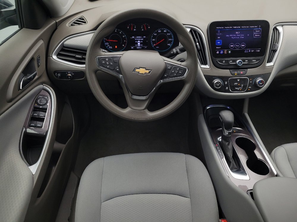 Used 2021 Chevrolet Malibu LS w/ Driver Confidence Package II FWD image 22