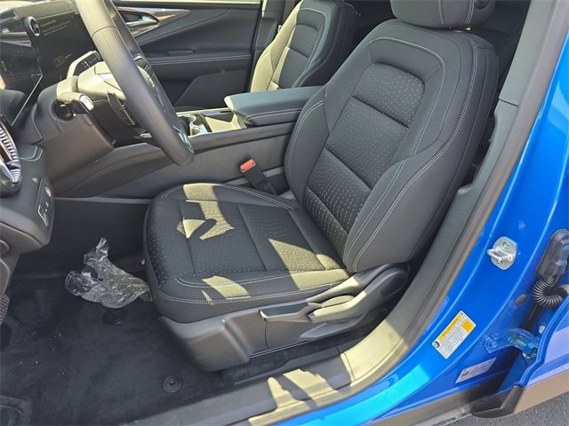 New 2025 Chevrolet Blazer EV LT image 18