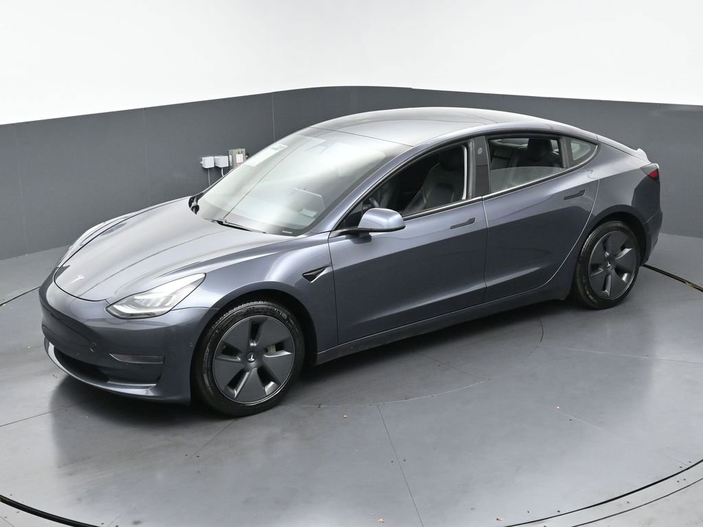 Used 2021 Tesla Model 3 Standard Range Plus image 41