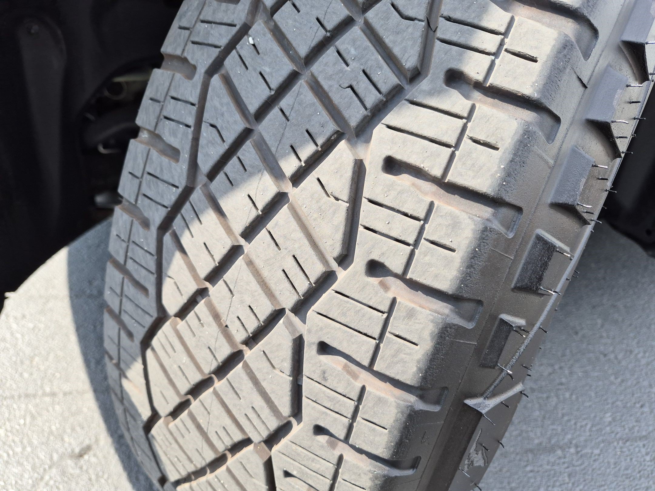 Used 2024 Tesla Cybertruck Cyberbeast AWD/4WD image 12