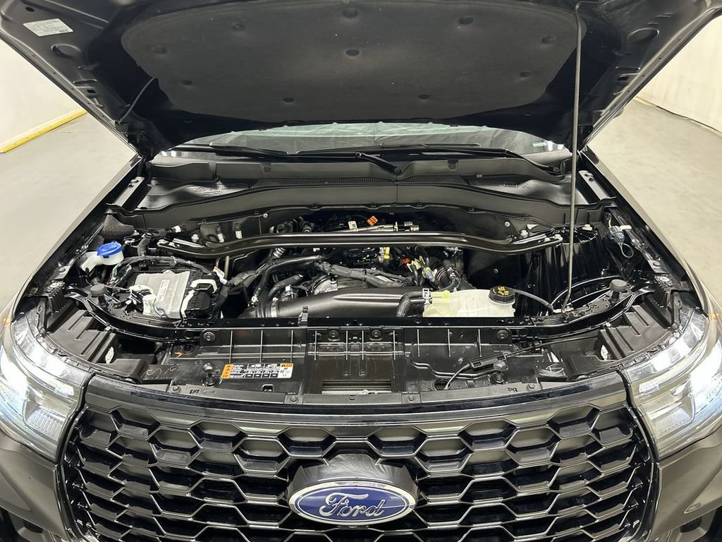 Used 2026 Ford Explorer ST-Line AWD/4WD image 25