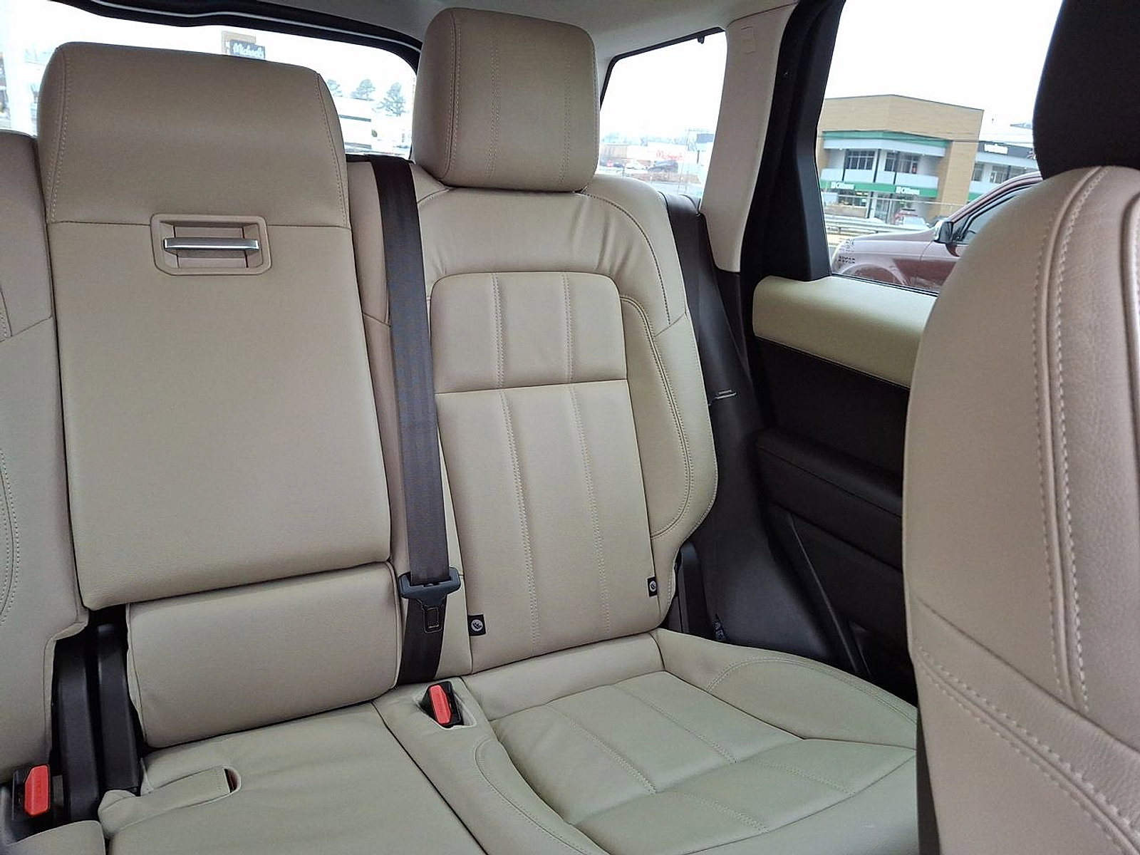 Used 2021 Land Rover Range Rover Sport SE image 14