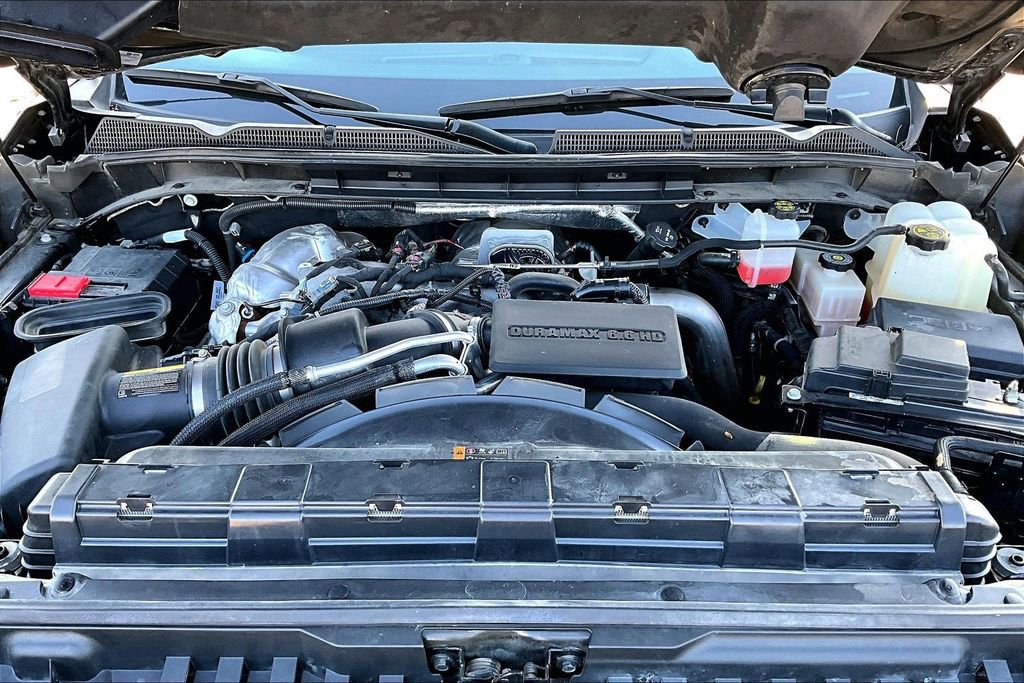 Used 2024 GMC Sierra 2500 AT4 w/ AT4 Premium Plus Package AWD/4WD image 12