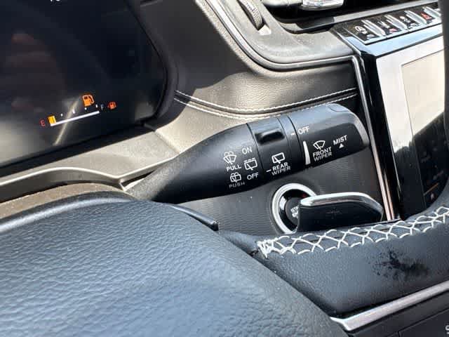 Used 2023 Jeep Grand Cherokee Altitude RWD image 17