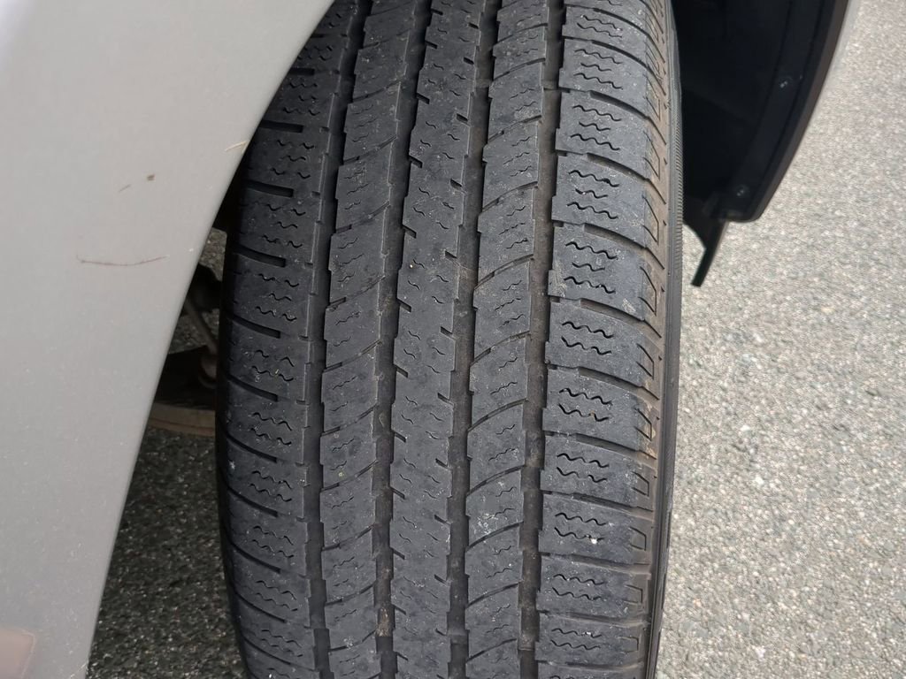 Used 2025 RAM 1500 Laramie image 12