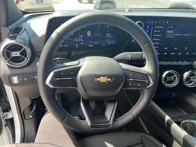 Used 2025 Chevrolet Blazer EV LT image 11