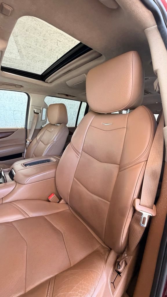Used 2016 Cadillac Escalade ESV Platinum AWD/4WD image 2