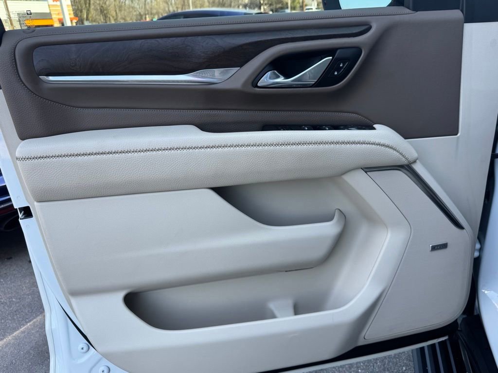 Used 2021 GMC Yukon XL Denali w/ Denali Ultimate Package RWD image 27