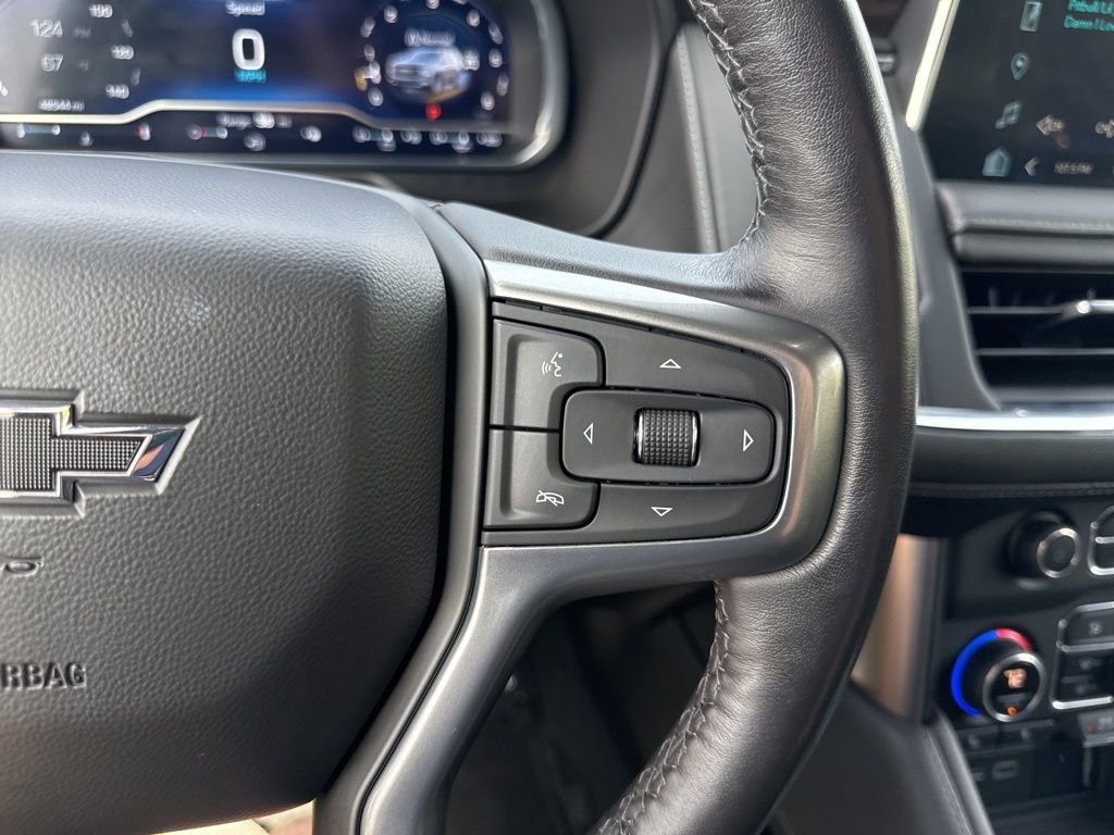 Used 2022 Chevrolet Tahoe Z71 w/ Luxury Package image 19