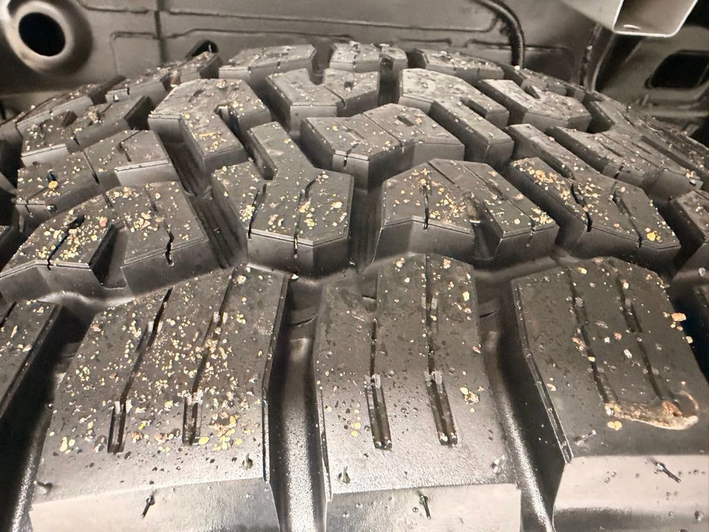 Used 2023 Ford F150 Lariat w/ Equipment Group 502A High image 14