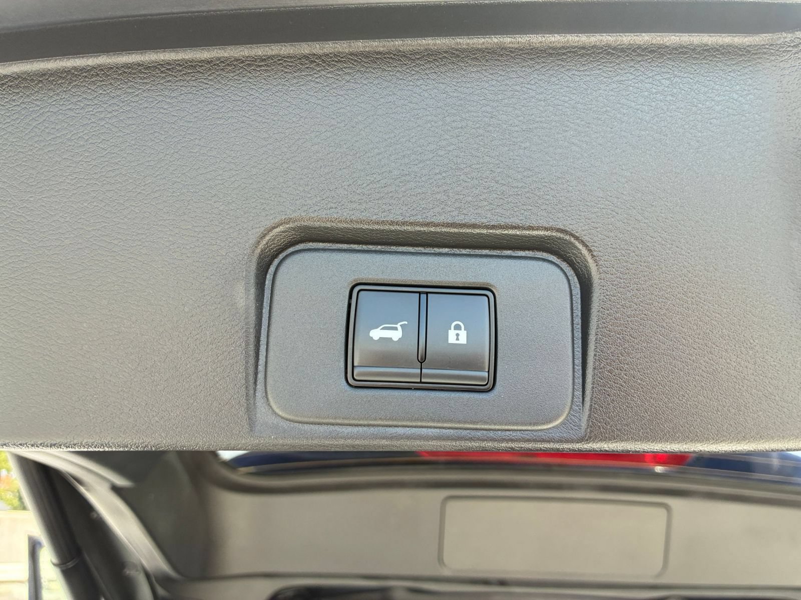 Used 2026 Nissan Rogue SV AWD/4WD image 22