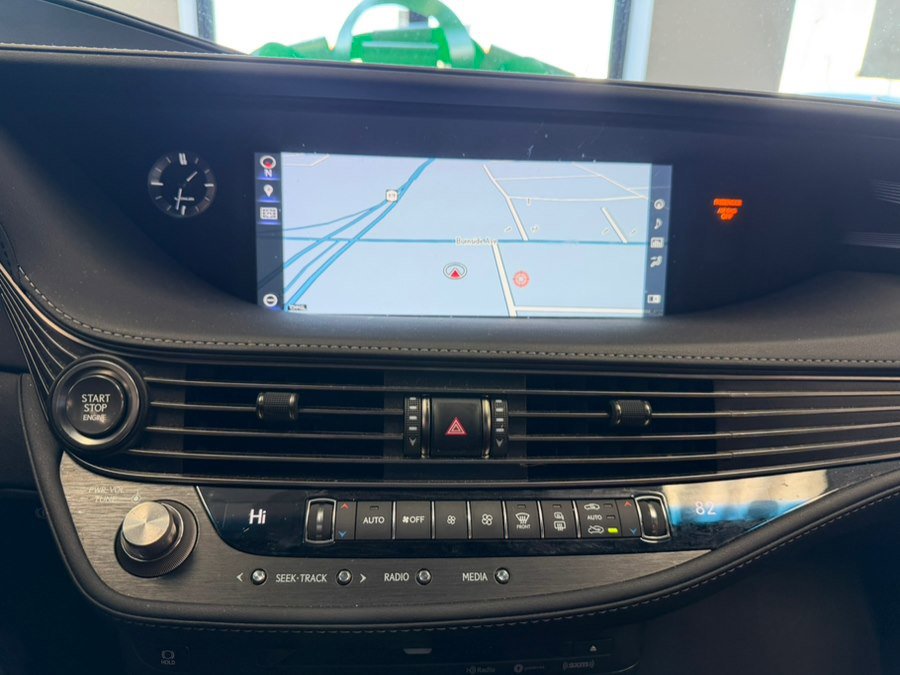 Used 2018 Lexus LS 500 F Sport w/ Accessory Package (Z1) image 47