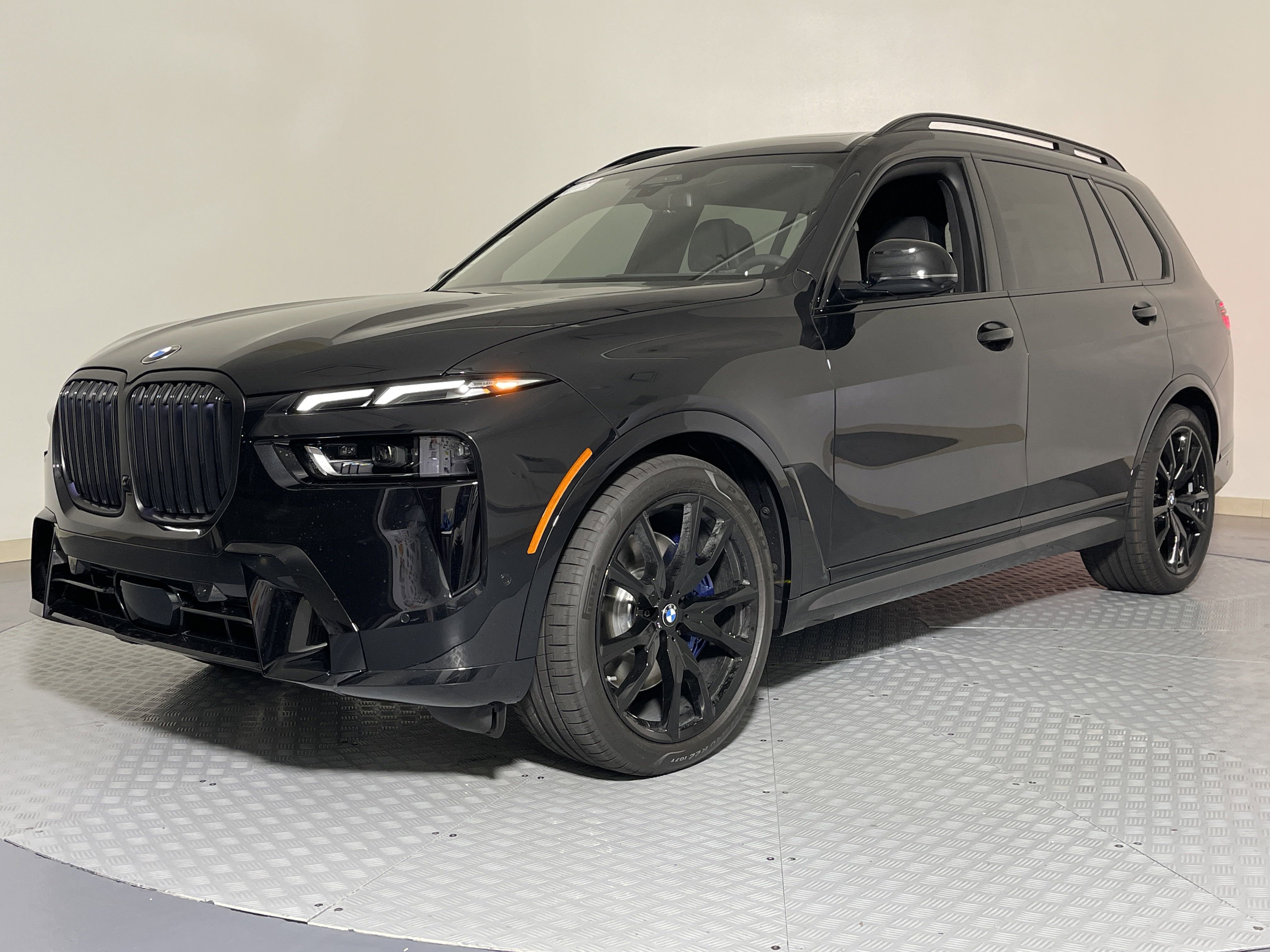 New 2026 BMW X7 xDrive40i w/ M Sport Package image 3