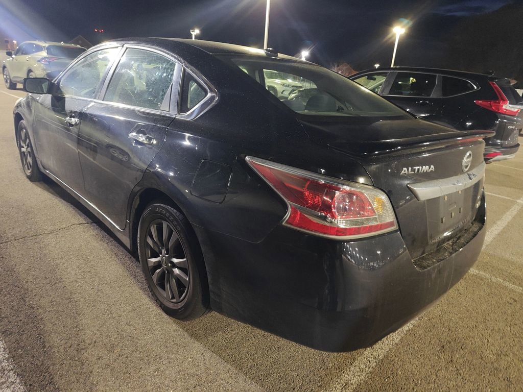 Used 2015 Nissan Altima 2.5 S w/ Special Edition Package image 5