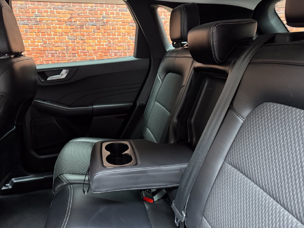 Certified 2023 Ford Escape SE FWD image 12