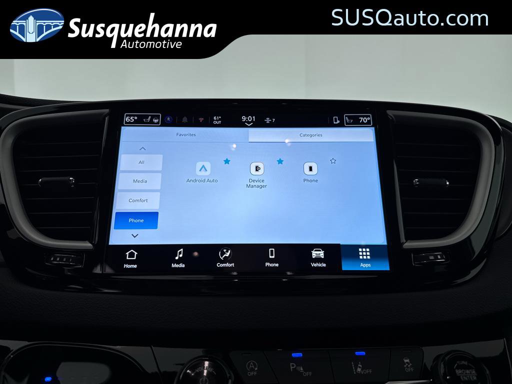 New 2026 Chrysler Voyager LX image 17