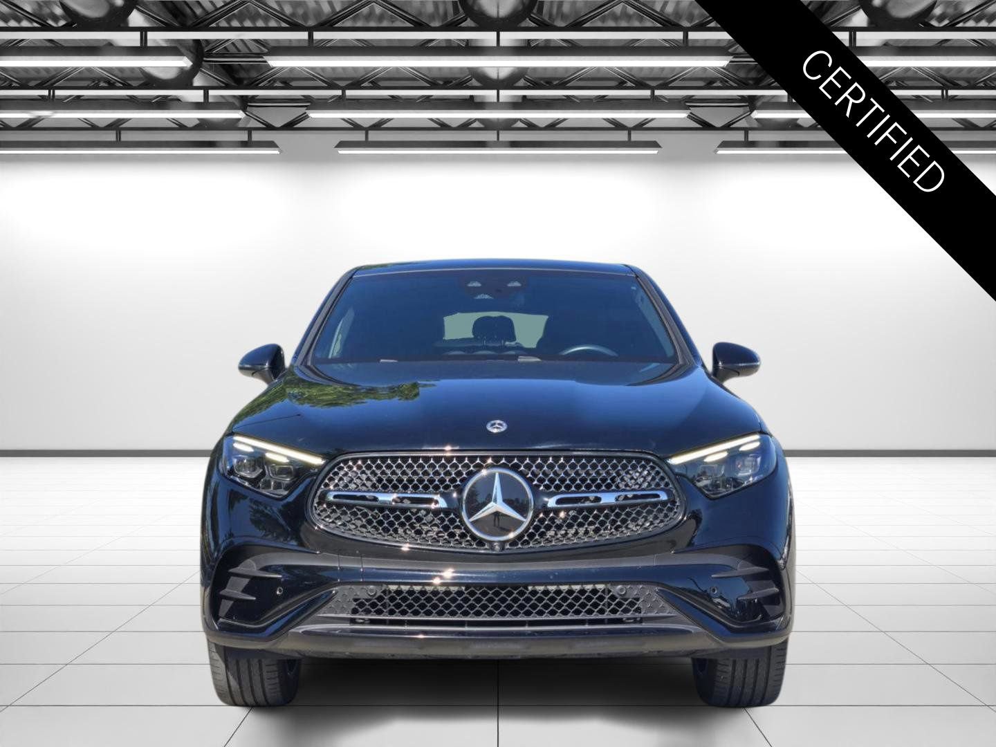 Certified 2025 Mercedes-Benz GLC 300 4MATIC w/ AMG Line image 4
