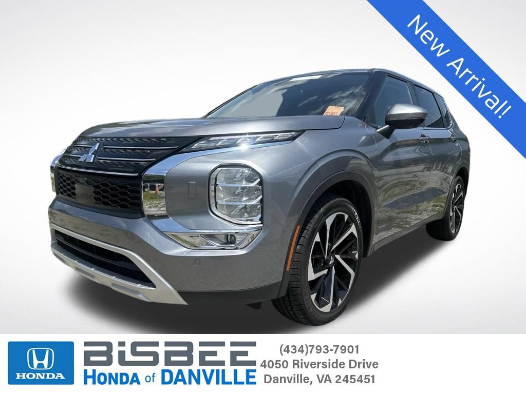 Used 2024 Mitsubishi Outlander SE