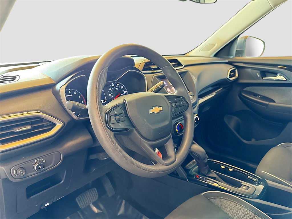 Used 2021 Chevrolet TrailBlazer LS image 9