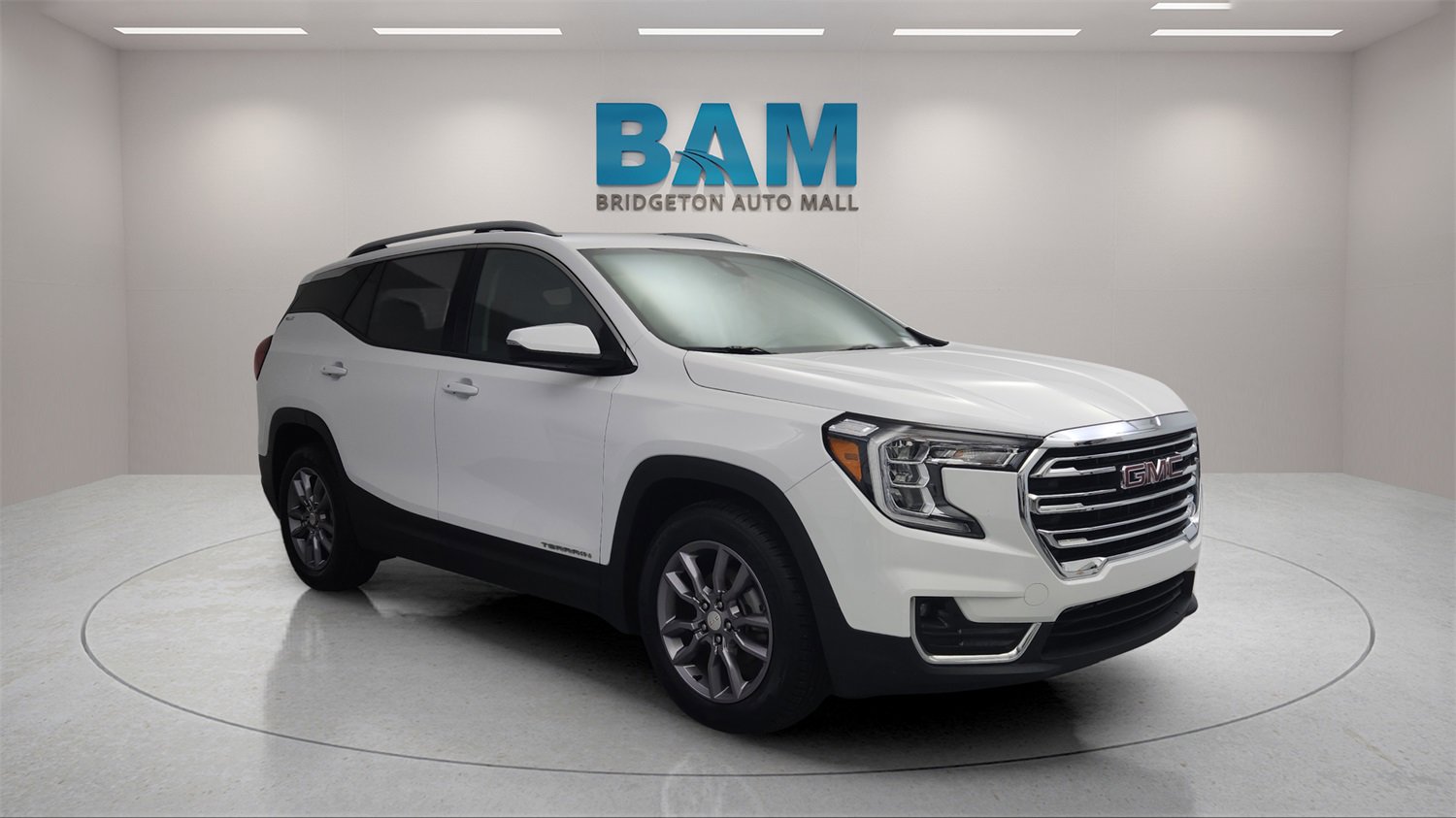 Used 2023 GMC Terrain SLT