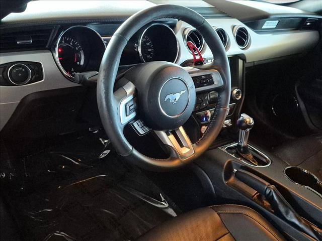 Used 2016 Ford Mustang Premium RWD image 11