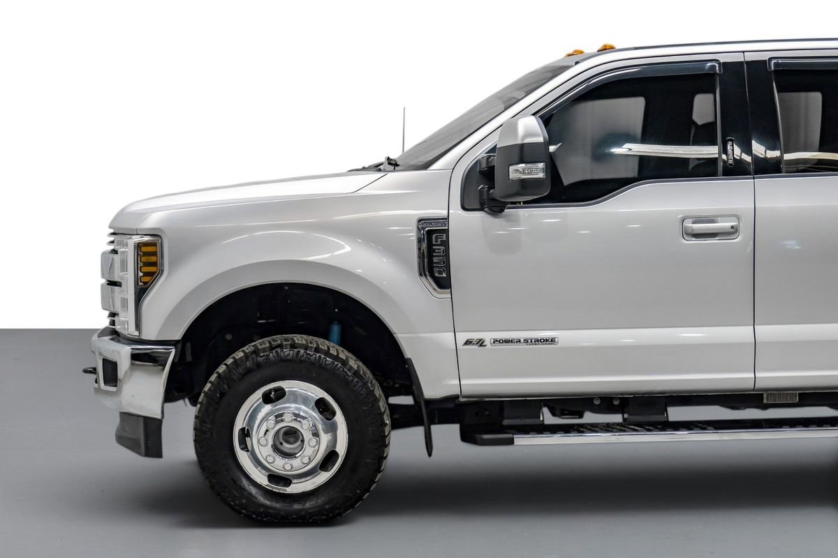 Used 2019 Ford F350 Lariat w/ Lariat Value Package AWD/4WD image 10