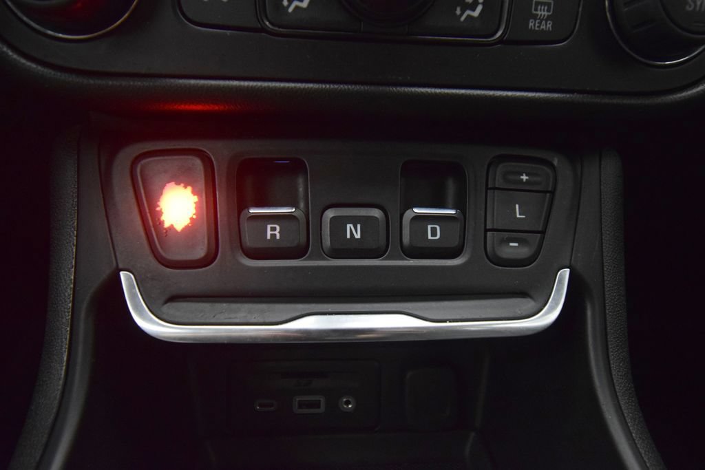 Used 2020 GMC Terrain SLT w/ Preferred Package FWD image 22