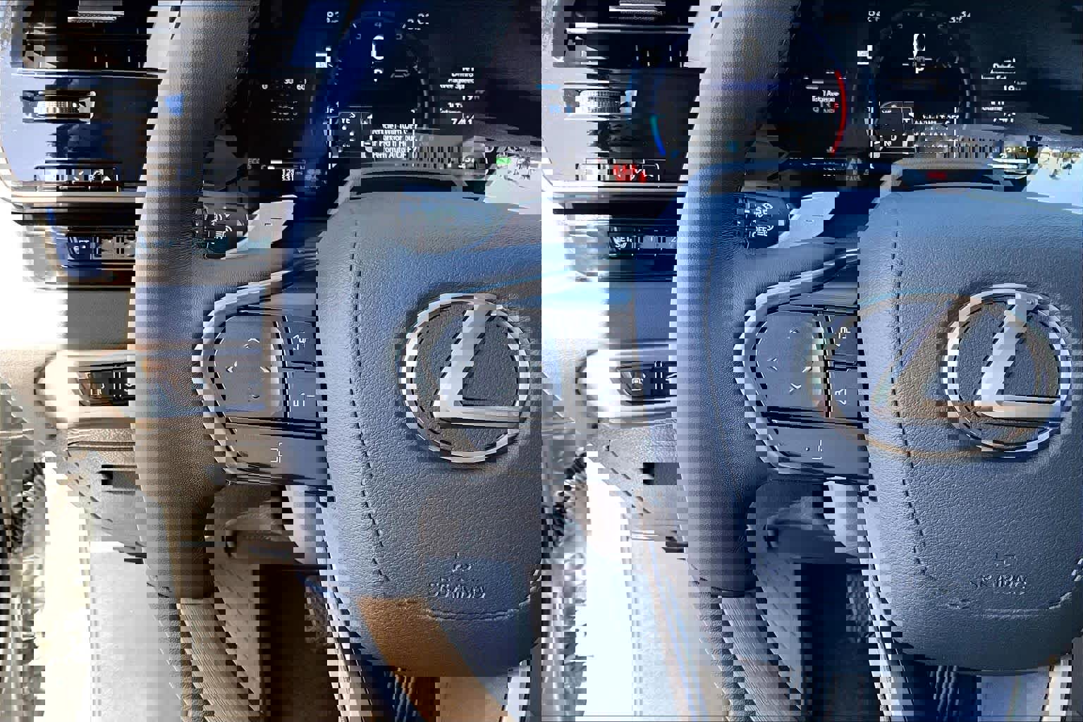 Certified 2025 Lexus RX 350 Premium Plus w/ Convenience Package FWD image 22