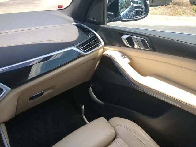 Used 2021 BMW X5 sDrive40i w/ Premium Package RWD image 19