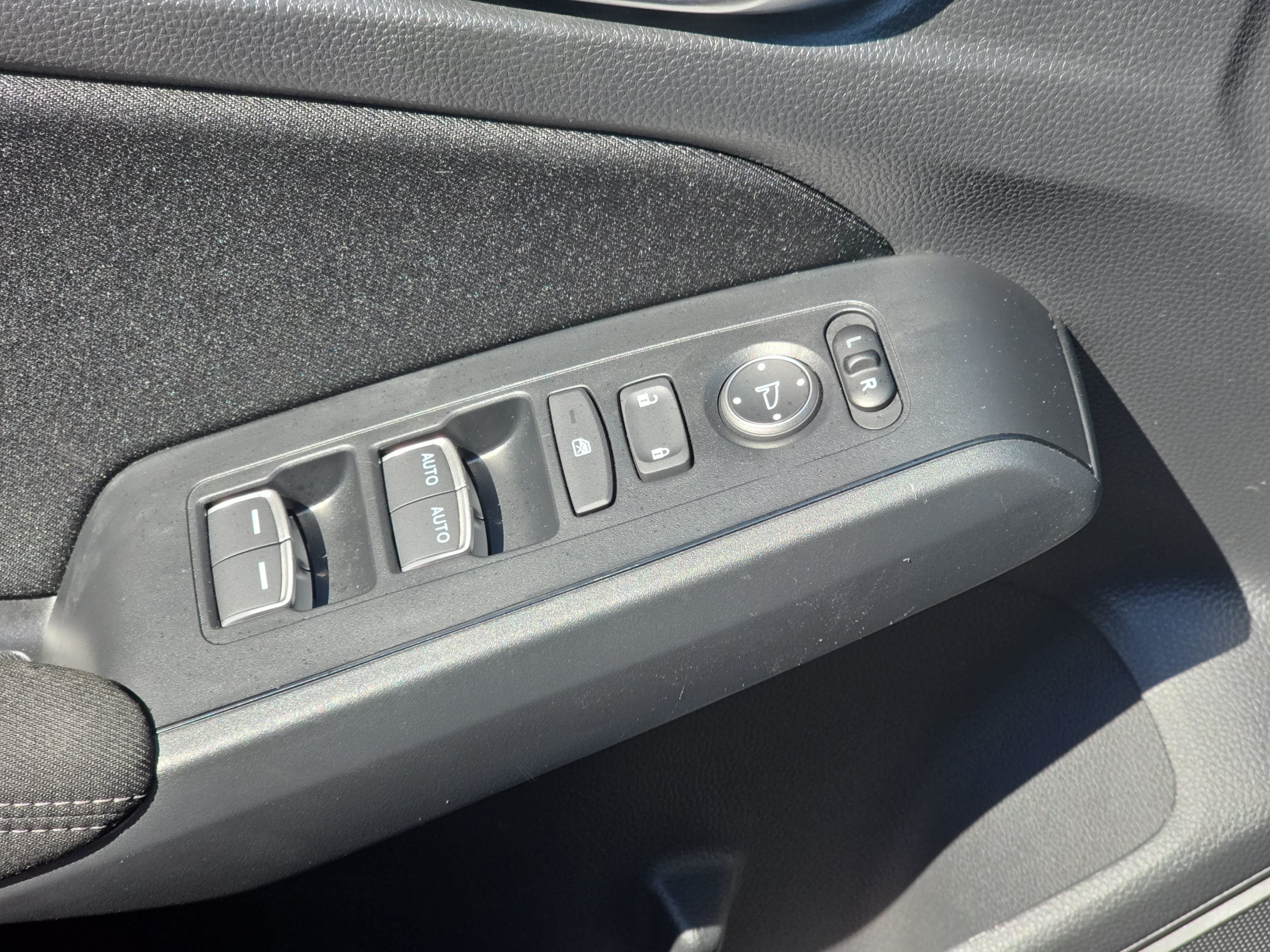 Used 2024 Honda Civic Sport image 27