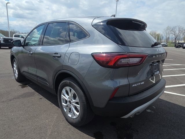Used 2025 Ford Escape Active AWD/4WD image 13