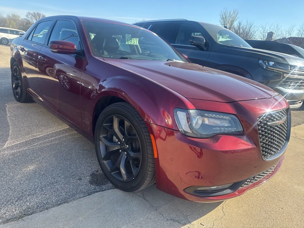 Used 2023 Chrysler 300 S image 2