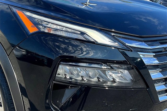 Certified 2024 Nissan Rogue SL w/ SL Premium Package image 31